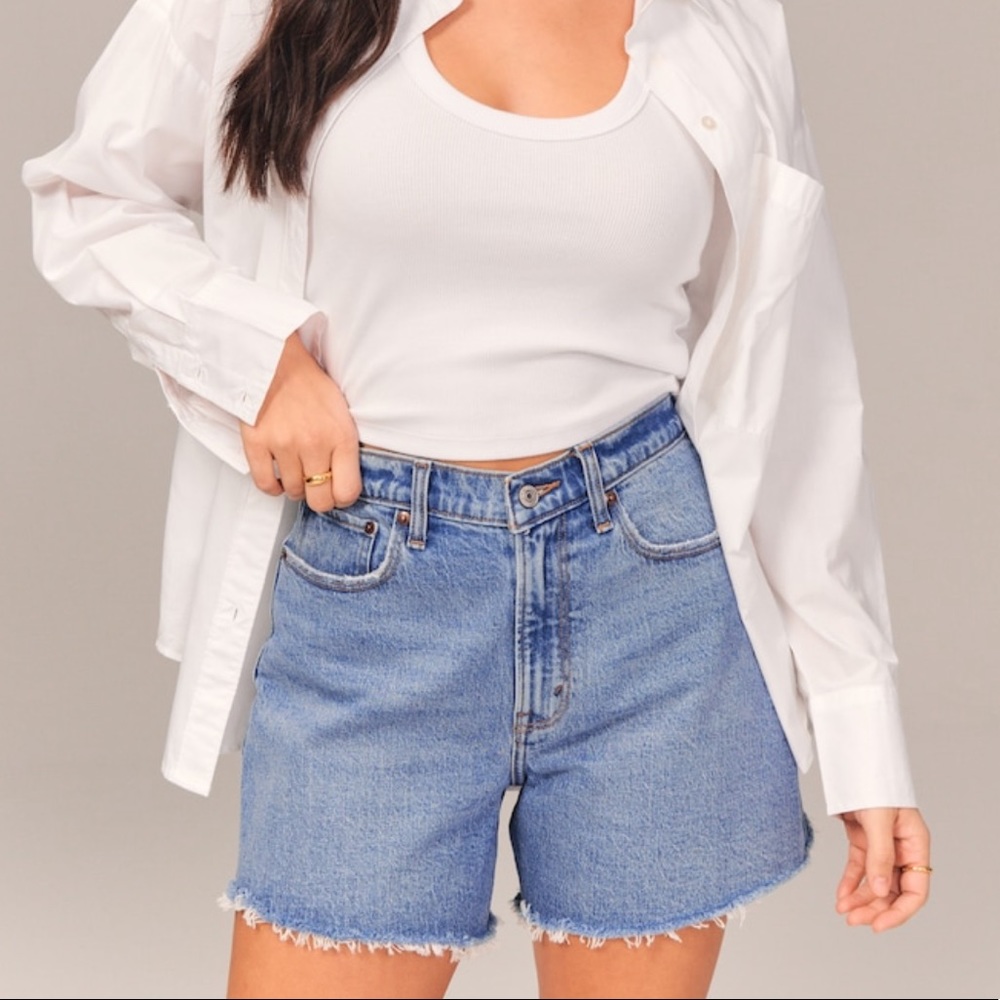 Abercrombie curve love high rise dad shorts